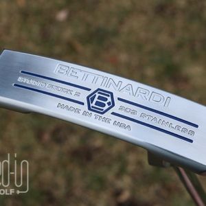 Golf putter for right handed